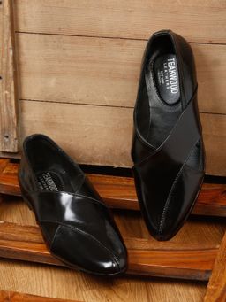 Teakwood - Men Black Textured Leather Loafers