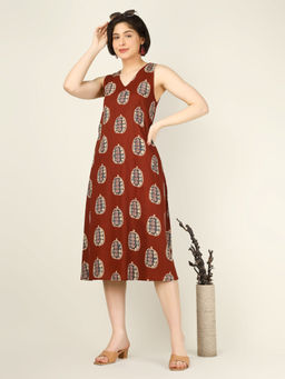 SPARSA - Rust Printed Sleeveless V-Neck A-Line Cotton Dress