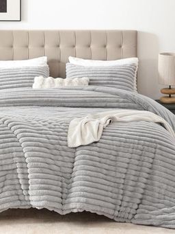 the White Moss - Linea Duvet and Double Bed Size Bedsheet With Pillow Covers Blue (Queen)