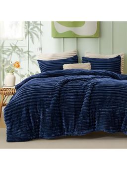 the White Moss - Linea Duvet and Double Bed Size Bedsheet With Pillow Covers Blue (Queen)