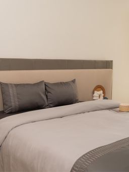 Sadyaska - Elephant Grey Sandstone Grey Elise Cotton Embroidered Duvet Cover (Super King)