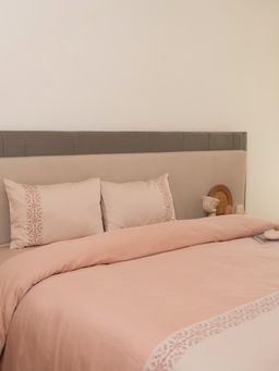 Sadyaska - Buff Rose Luna Cotton Embroidered Duvet Cover (Super King)