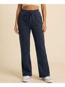 Navy Blue color option, Currently selected