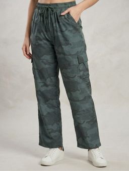 WINEBERRY - Women Blue Camouflage Printed Regular Fit Cargo