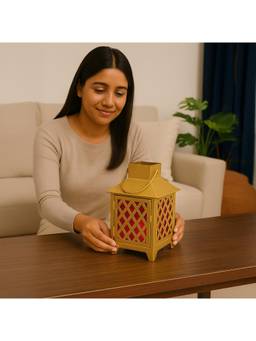 Voncasa - Gold-Toned & Red Cut Work Candle Holder