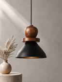 Black color option, Currently selected