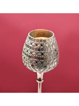 Voncasa - Silver Stem Glass Shape Metal Goblet T-Light Holder