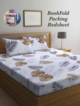 ARRABI - White Leaf Cotton Blend Book Fold Bedsheet With 2 Pillow Covers (King)