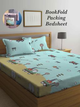 ARRABI - Green Cartoon Cotton Blend Book Fold Bedsheet With 2 Pillow Covers (King)