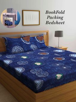ARRABI - Blue Graphic Cotton Blend Book Fold Bedsheet With 2 Pillow Covers (King)