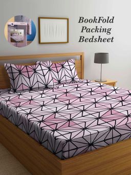 ARRABI - Pink Geometric Cotton Blend Book Fold Bedsheet With 2 Pillow Covers