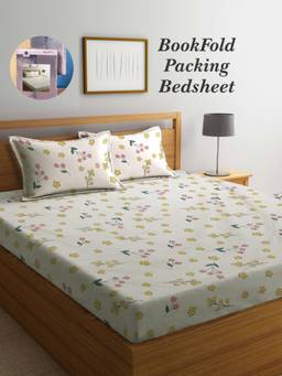 ARRABI - Cream Floral Cotton Blend Book Fold Bedsheet With 2 Pillow Covers (King)
