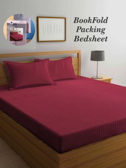 ARRABI - Red Stripes Cotton Blend Book Fold Bedsheet With 2 Pillow Covers (Super King)