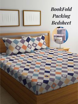 ARRABI - Multi-Color Graphic Cotton Blend Book Fold Bedsheet With 2 Pillow Covers (Super King)