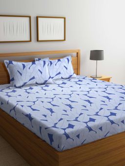 ARRABI - Blue Leaf Cotton Blend Bedsheet With 2 Pillow Covers (King)