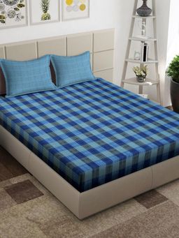 ARRABI - Blue Geometric Handwoven Cotton Bedsheet With 2 Pillow Covers (King)