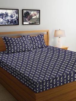 ARRABI - Blue Geometric Cotton Blend Super Bedsheet With 2 Pillow Covers (Super King)