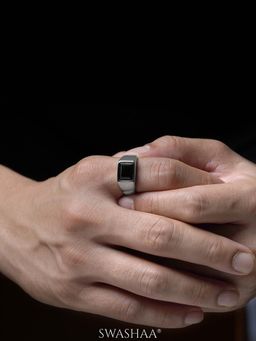 SWASHAA - Daro Black Stone Signet Men's Ring