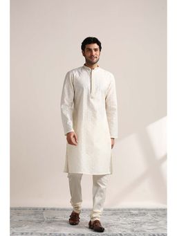 Twamev - Men White Embroidered Kurta with Churidar (Set of 2)