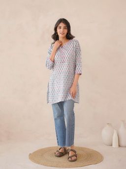 GOODHAND - Women Blue Keyhole Neck Three Fourth Sleeves Kurti