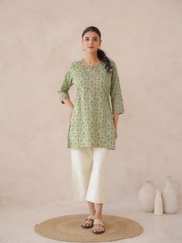 GOODHAND - Women Green Round Neck Three Fourth Sleeves Kurti