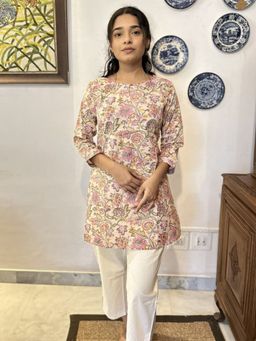 GOODHAND - Women Yellow Round Neck Three Fourth Sleeves Kurti