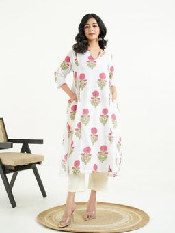 GOODHAND - Women White Round Neck Three Fourth Sleeves Kurta