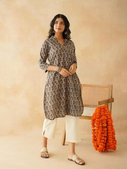 GOODHAND - Women Indigo V-Neck Three Fourth Sleeves Kurta