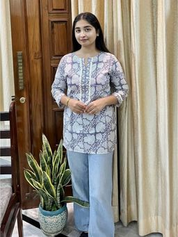 GOODHAND - Women Purple Round Neck Three Fourth Sleeves Kurti