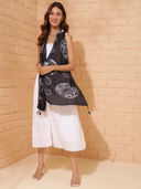 Black color option, Sold out, Currently selected