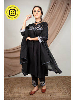 Priya Chaudhary - Black Kurtas (Set of 3)