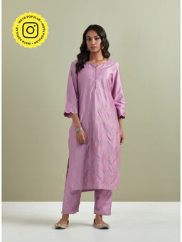 Priya Chaudhary - Chanderi Embroidered Purple Kurta with Pant (Set of 2)