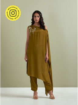 Priya Chaudhary - Olive Embroidered Crepe Kurta with Pants (Set of 2)