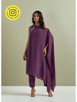 Priya Chaudhary - Purple Embroidered Crepe Kurta with Pants (Set of 2)