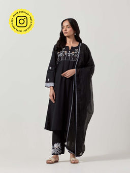 Priya Chaudhary - Black Kurta With Pant And Dupatta (Set of 3)