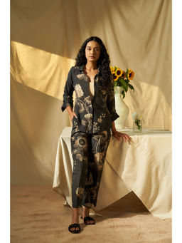 THREE-THREE - Women Black Floral Printed Shirt with Pant