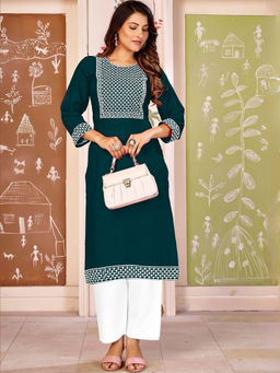 Odette - Women Green Embroidered Cotton Blend Kurti