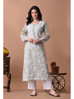 SYRISH - Women Green Embroidered Mulmul Kurta