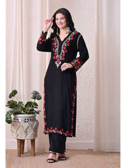 SYRISH - Women Black Embroidered Rayon Kurta