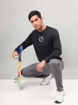 Technosport - Black Men's Printed Slim Fit Sports Sweatshirt with Elasto Plus
