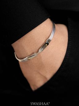 SWASHAA - Cadman Wired Mens Bracelet - Silver