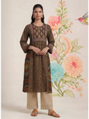 Maroon color option, Currently selected