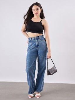 COLOR CAPITAL - Black Fitted Cami Top
