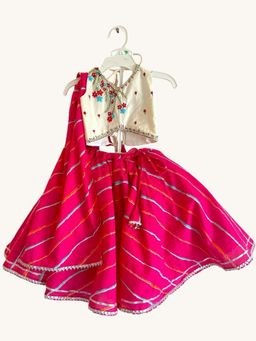 Mini Maana - Dhriti Girls Pink Cotton Hand Embroidered Lehenga Set