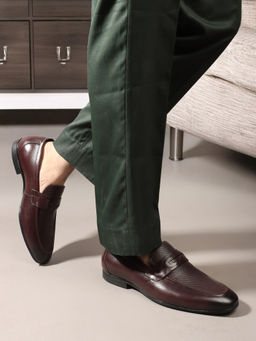 Carlton London - Cherry Wine Round Toe Slip On Men Loafers