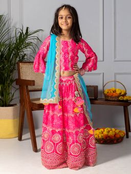FREE SPARROW - Magenta Bandhani Lehenga with Rich Delicate Embroidery (Set of 3)