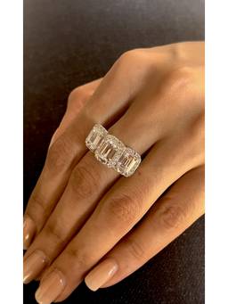 PRATA - Emerald Opulence White Ring