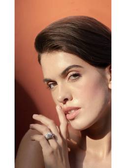 PRATA - Meta Iris Solitaire White Ring
