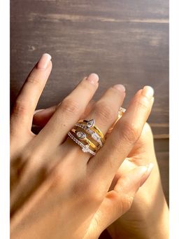 PRATA - Quartet Sparkle White Ring