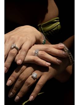 PRATA - Amara Emerald Cut Solitaire White Ring